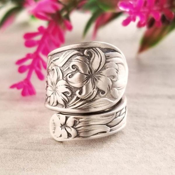 Carved Creation - Silver (Size 10)