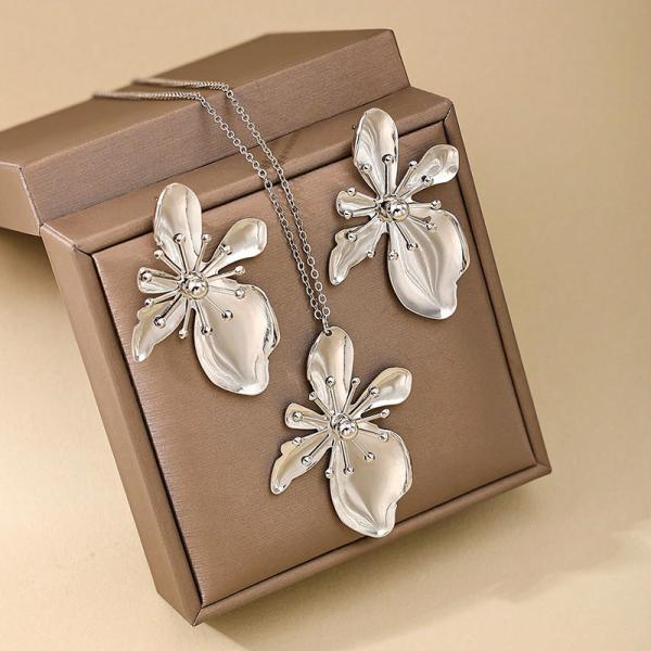 Hawaiian Style - Silver