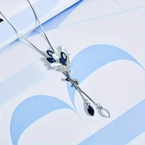 Pulling At Strings - Blue