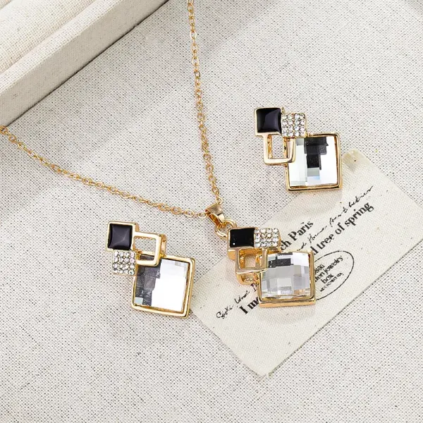Geo Style - Rhinestone