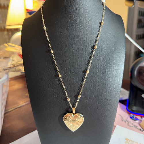 Locket - Gold