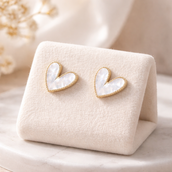 Lonely Heart - White